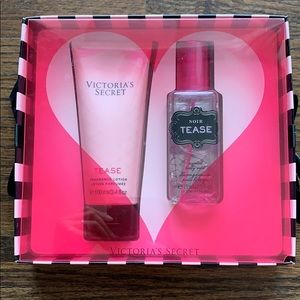 Victoria's Secret Tease Fragrance and Lotion Set